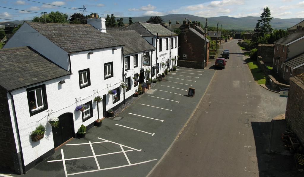 Inn Black Swan